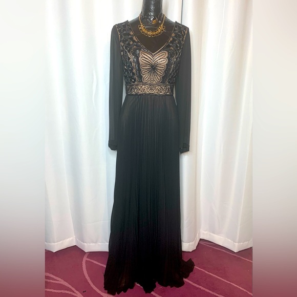 Sue Wong Dresses & Skirts - Sue Wong Black Sequin Gown